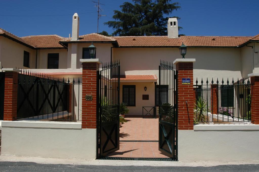 Riotinto Victorian House Casa de hóspedes Minas de Ríotinto Exterior foto